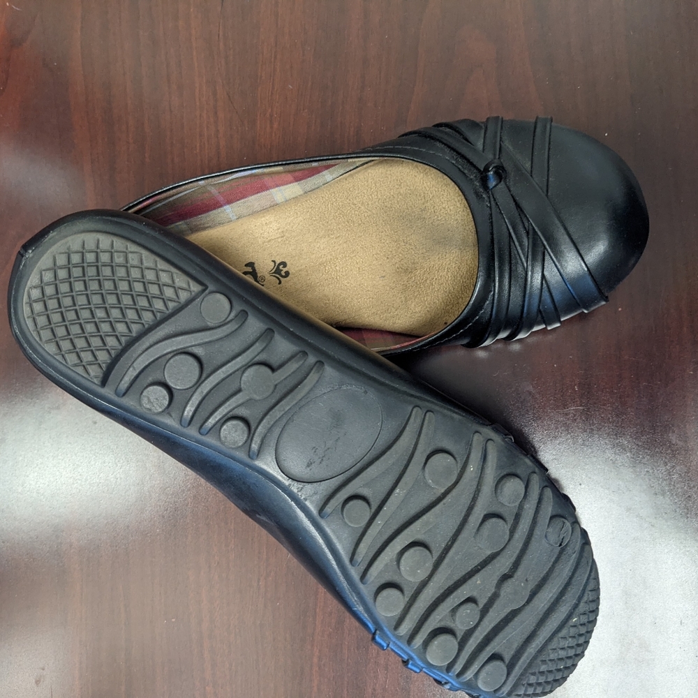 Mudd Flats -black